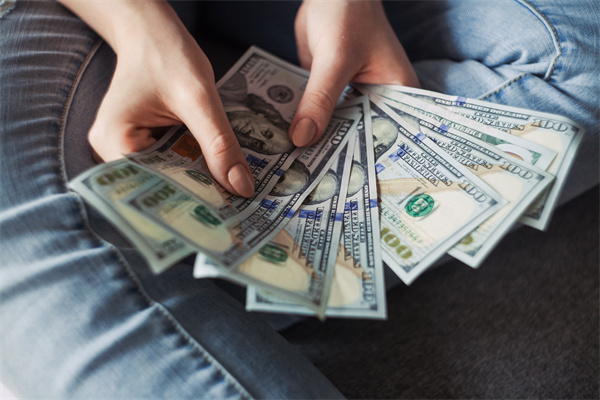 关于举办第二期黄金市场高级研修班的通知