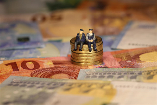 关于举办第二期黄金市场高级研修班的通知